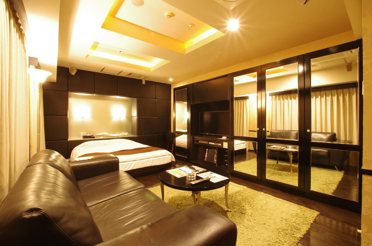 Blue Hotel Octa (Adults Only) Sapporo Exterior photo
