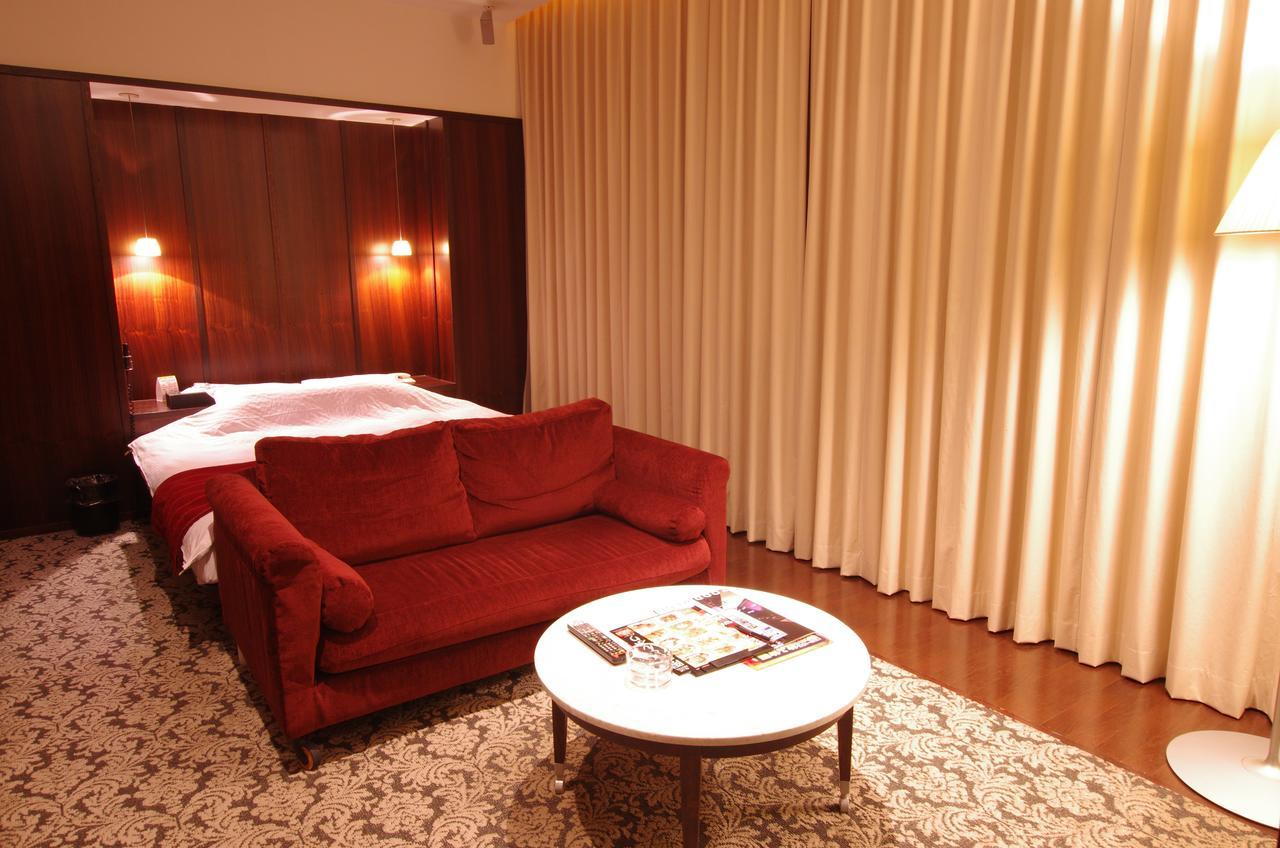 Blue Hotel Octa (Adults Only) Sapporo Exterior photo