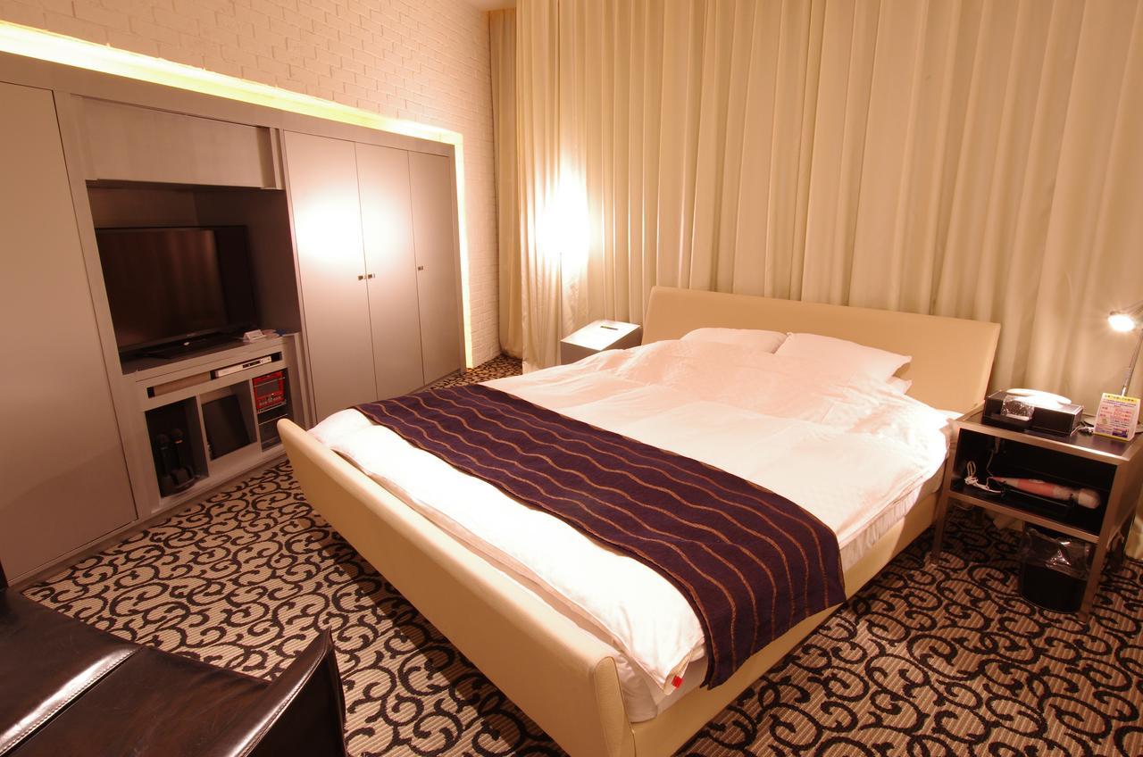 Blue Hotel Octa (Adults Only) Sapporo Exterior photo